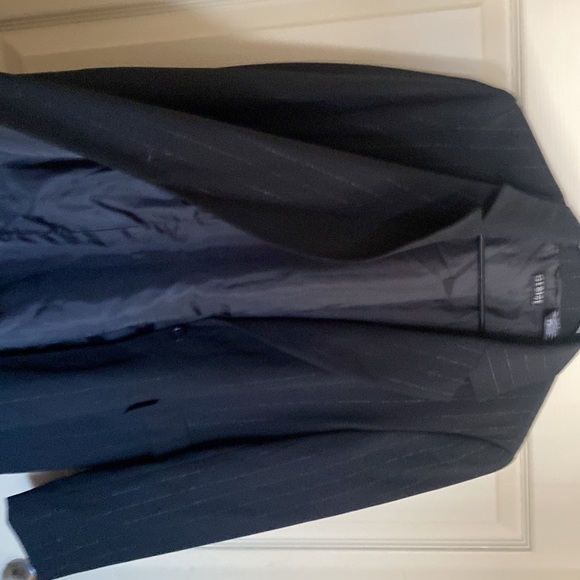 Black blazer - Picture 3 of 5